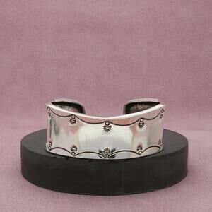 navajo sterling silver j wright vintage stamped cuff bracelet size 6.25in